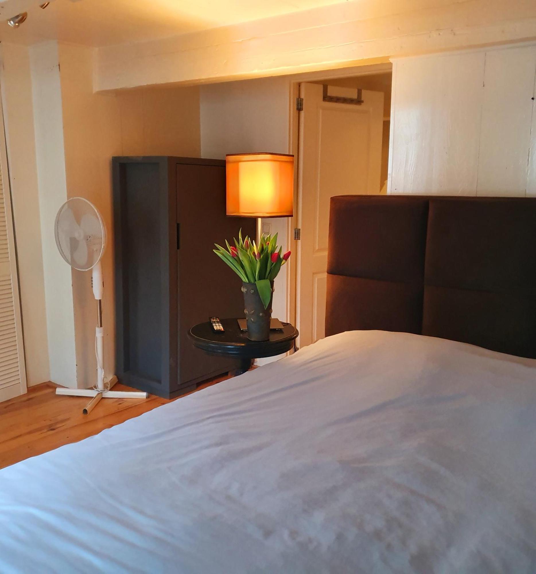Bed & Bike De Rijp Bed & Breakfast Ngoại thất bức ảnh
