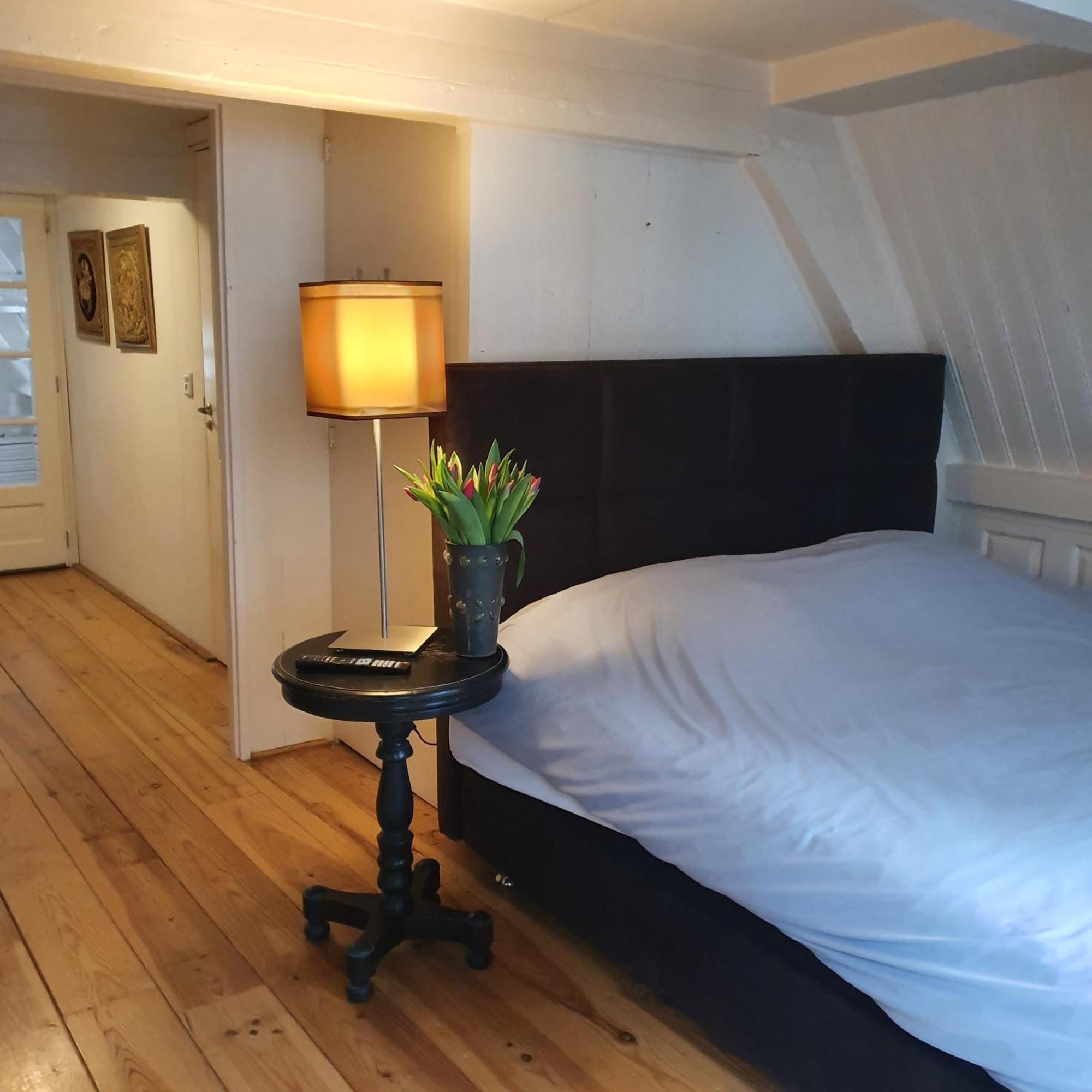 Bed & Bike De Rijp Bed & Breakfast Ngoại thất bức ảnh